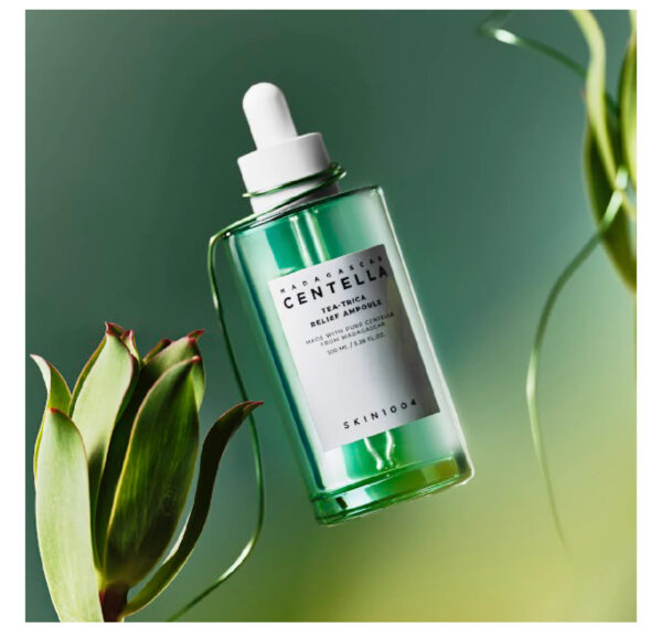 SKIN1004 Tea-Trica Relief Ampolla 3.38 fl. oz, 3.4 fl oz, hidratación calmante para pieles sensibles - Imagen 2