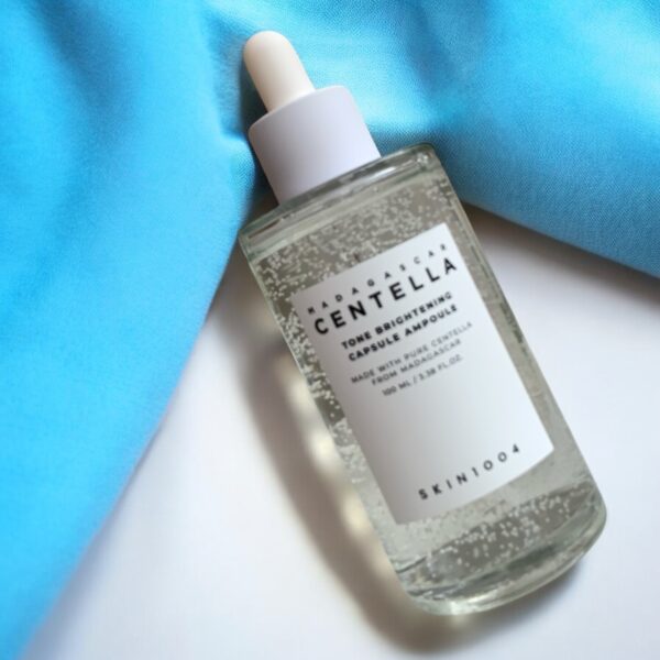 SKIN1004 Madagascar Centella Tone Brightening Capsule Ampoule 100ml - Imagen 3